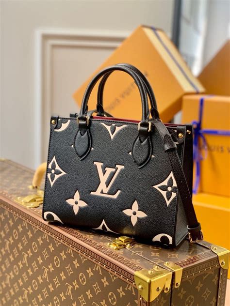 louis vuitton go bag